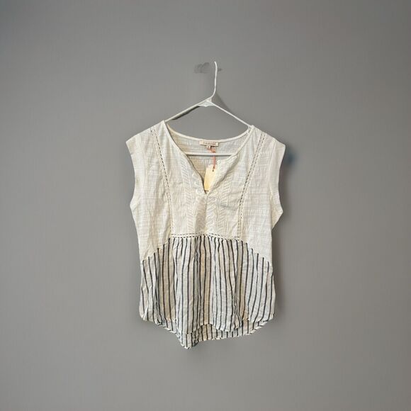 Skies Are Blue Size‎ M Sleeveless White Blue Stripe T-Shirt Top Blouse NWT - Picture 1 of 5
